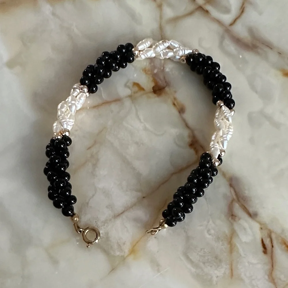 Black and White Beaded Bracelet